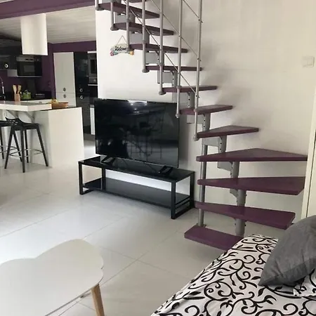 Holiday home Pitchounette Canaulaise 3ch 8p *